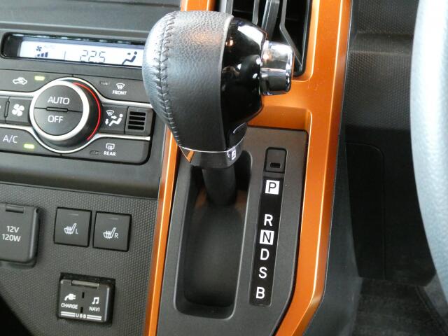 ダイハツ タフト