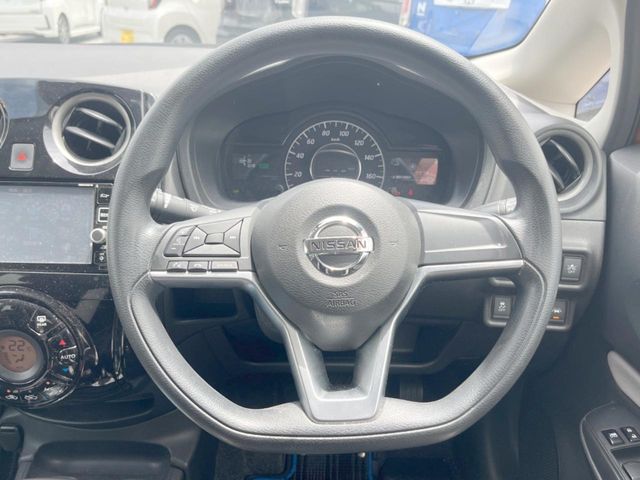 日産 ノート