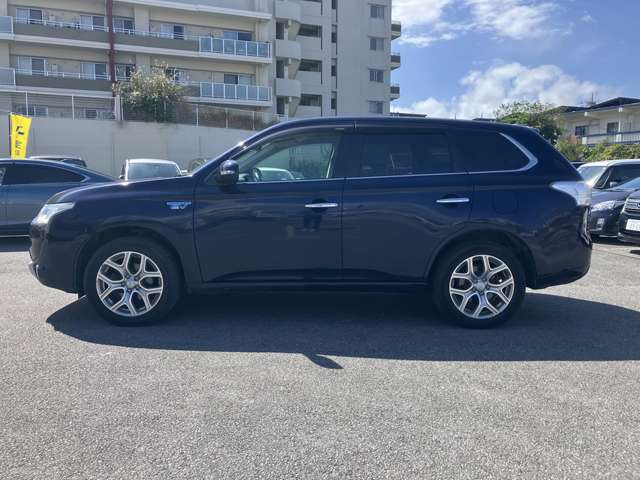 三菱 アウトランダーPHEV