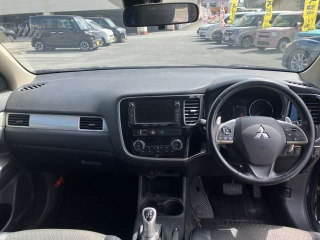 三菱 アウトランダーPHEV