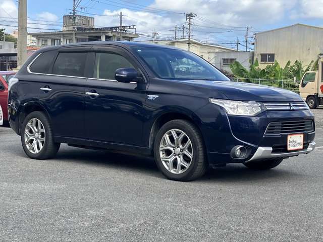 三菱 アウトランダーPHEV