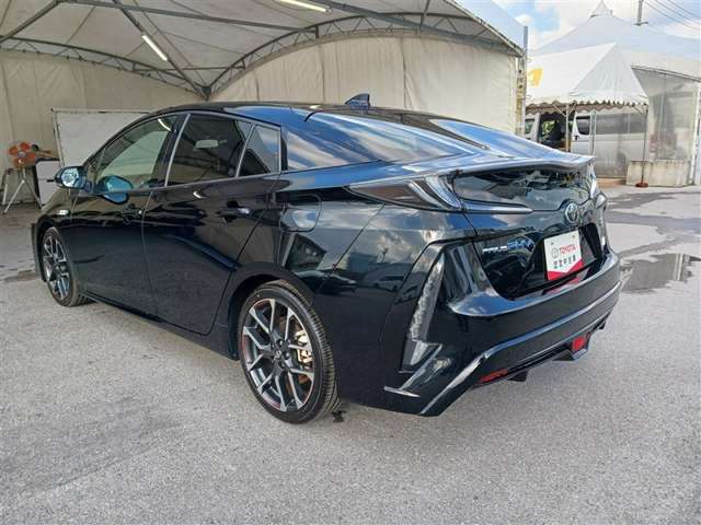トヨタ プリウスPHV