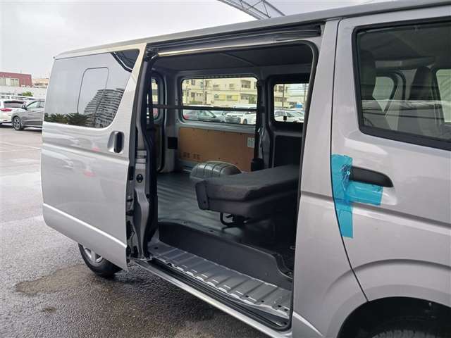トヨタ ハイエースバン