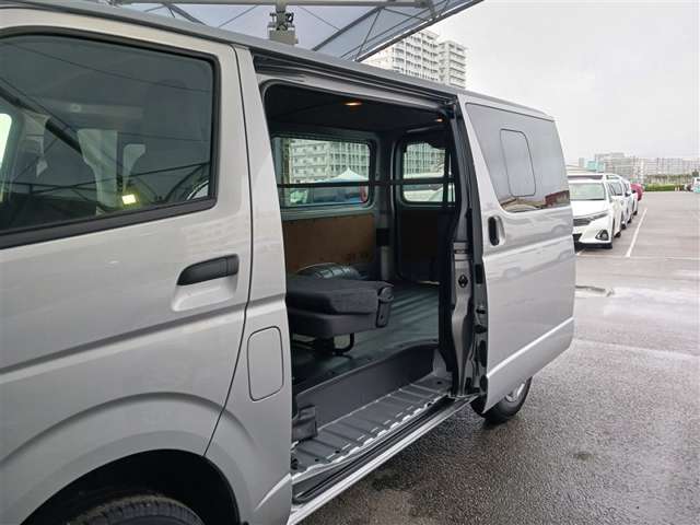 トヨタ ハイエースバン