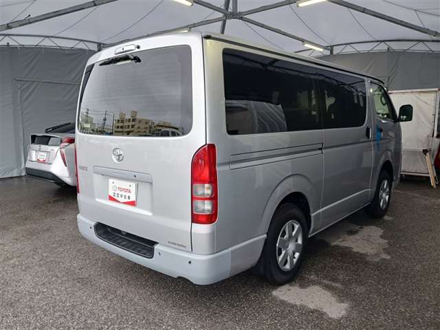 トヨタ ハイエースバン