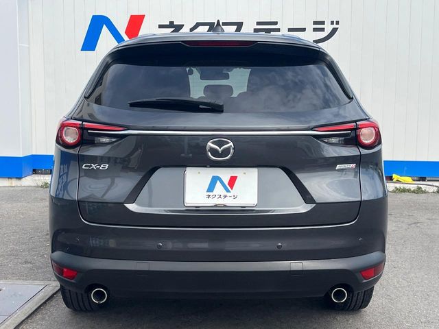 マツダ CX-8