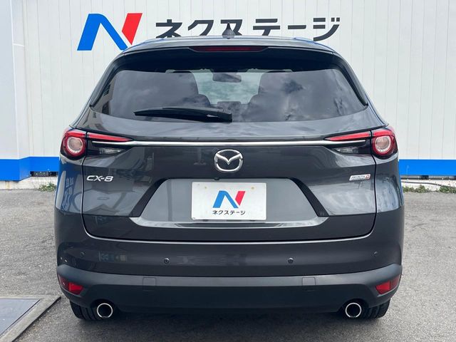 マツダ CX-8