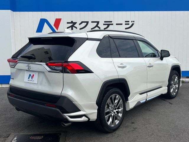 トヨタ RAV4
