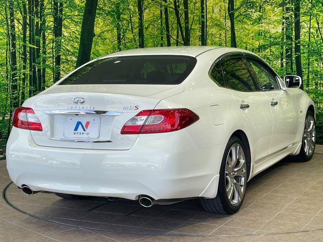 日産 フーガ
