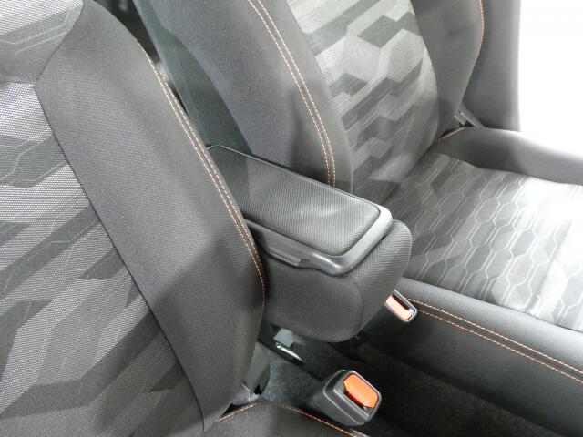 ダイハツ タフト