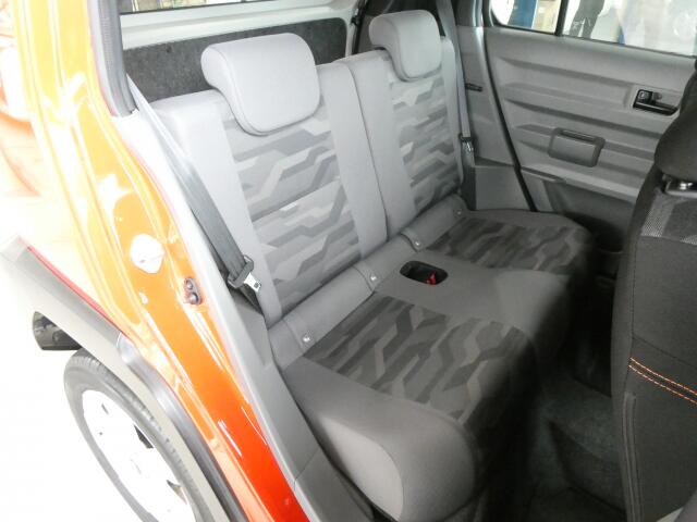 ダイハツ タフト