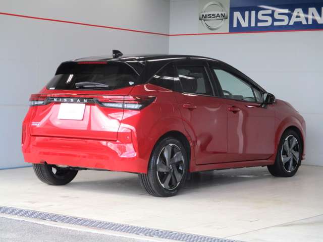 日産 ノートオーラ