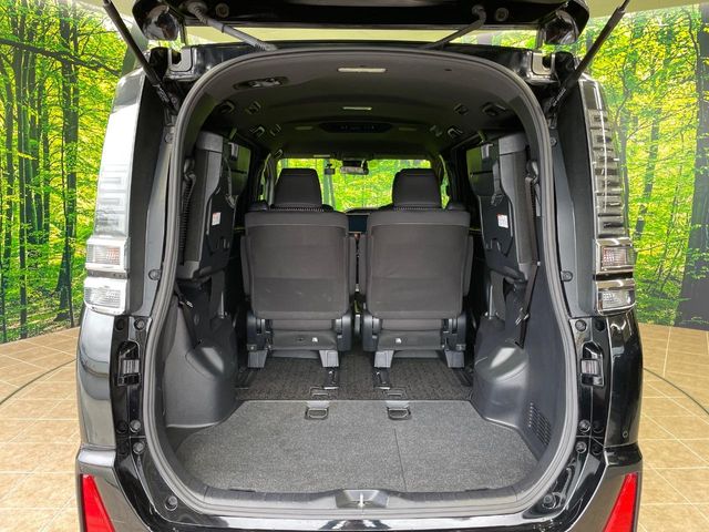 トヨタ ヴォクシー