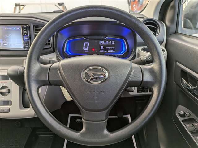 ダイハツ ミライース