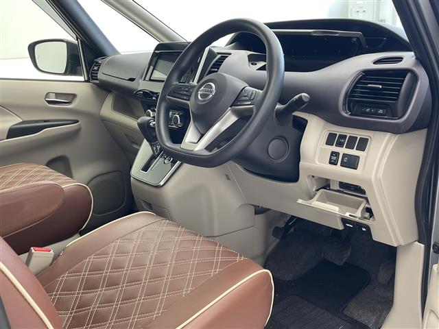 日産 セレナ