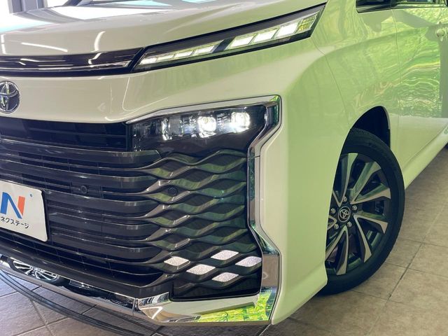 トヨタ ヴォクシー