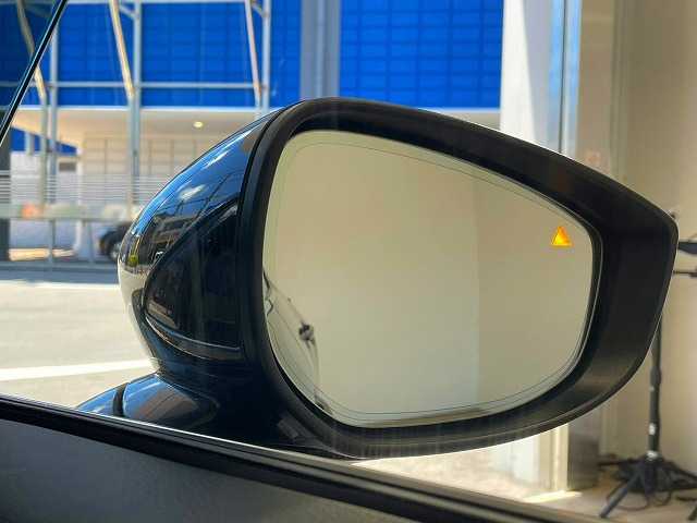 マツダ CX-30