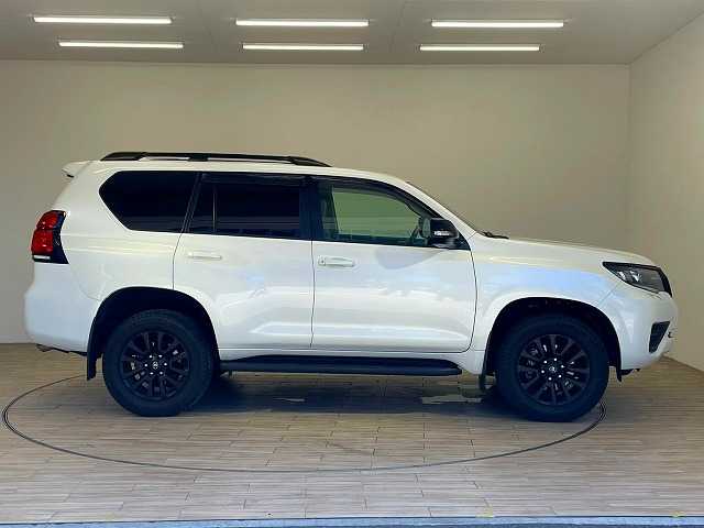 トヨタ ランドクルーザープラド
