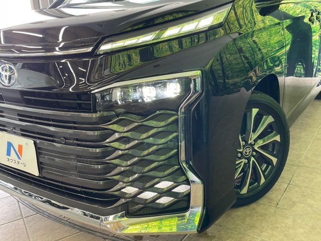 トヨタ ヴォクシー