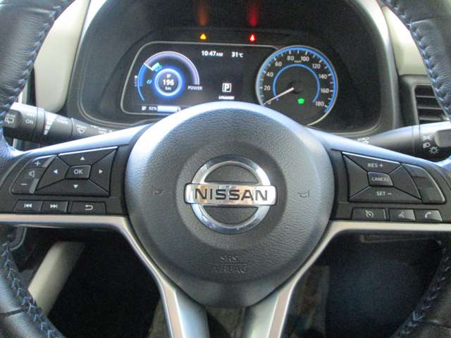 日産 リーフ