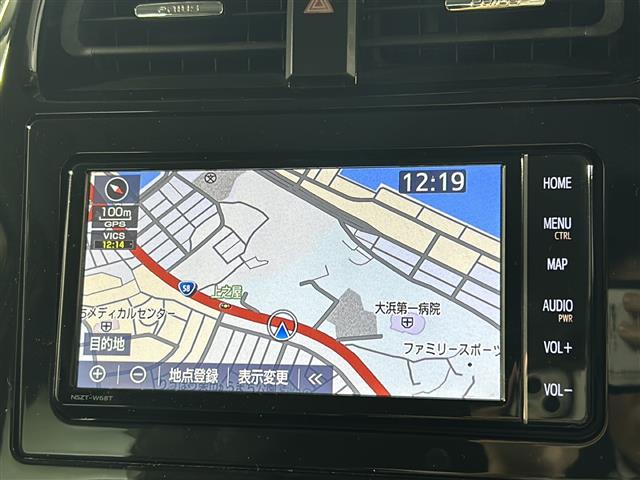 トヨタ プリウス