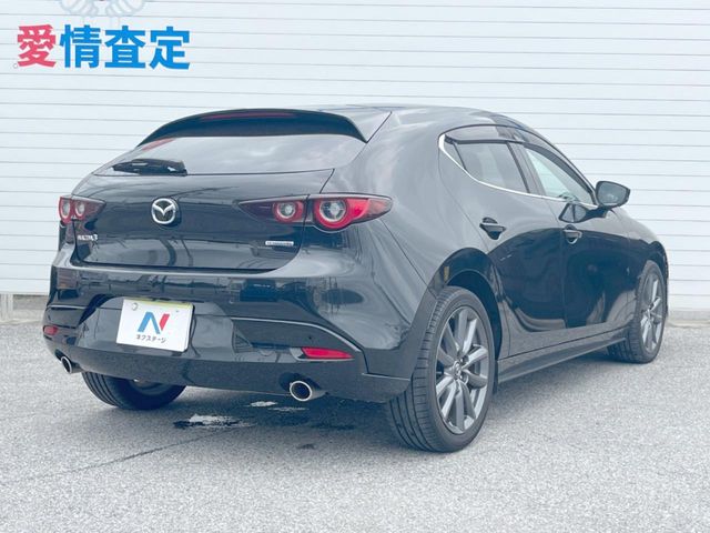 マツダ MAZDA3ファストバック
