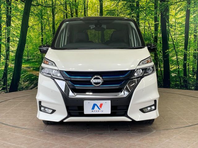 日産 セレナ