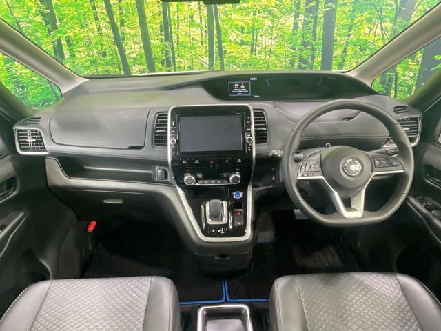 日産 セレナ