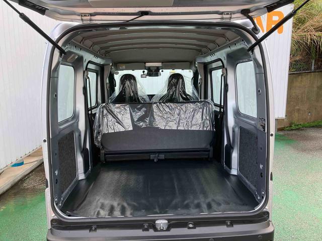 ダイハツ ハイゼットカーゴ