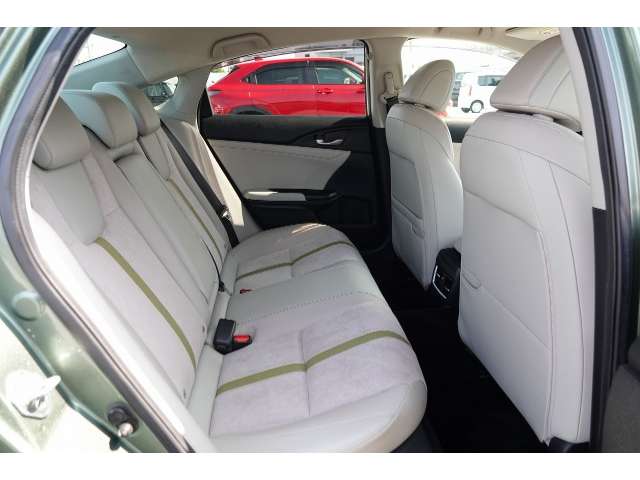 ホンダ インサイト