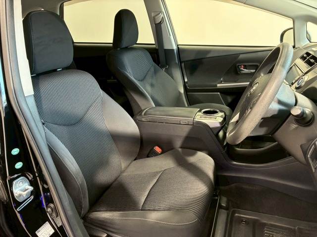 トヨタ プリウスα