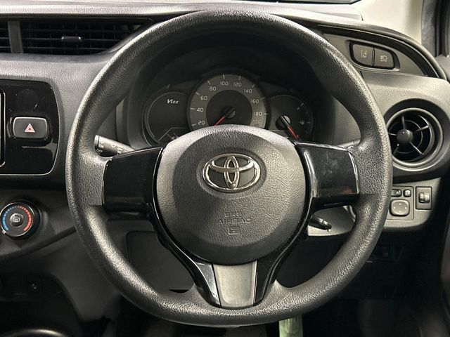トヨタ ヴィッツ