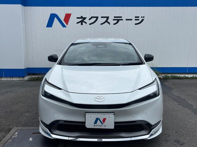 トヨタ プリウス