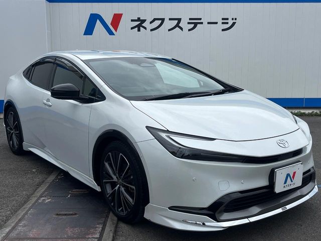 トヨタ プリウス