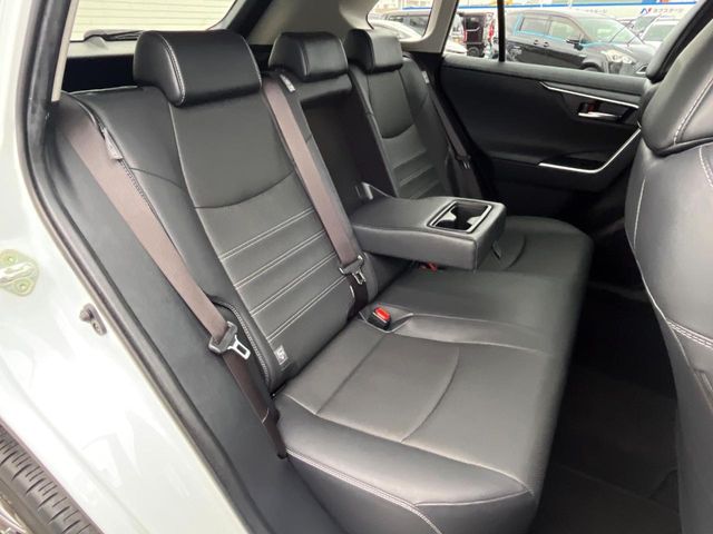 トヨタ RAV4
