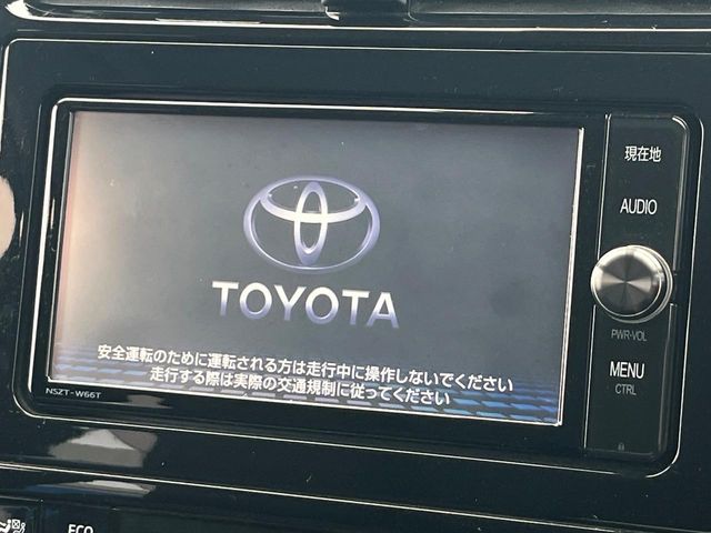 トヨタ プリウスPHV