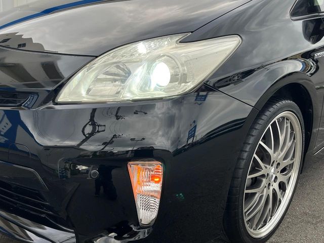 トヨタ プリウス