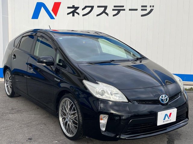 トヨタ プリウス