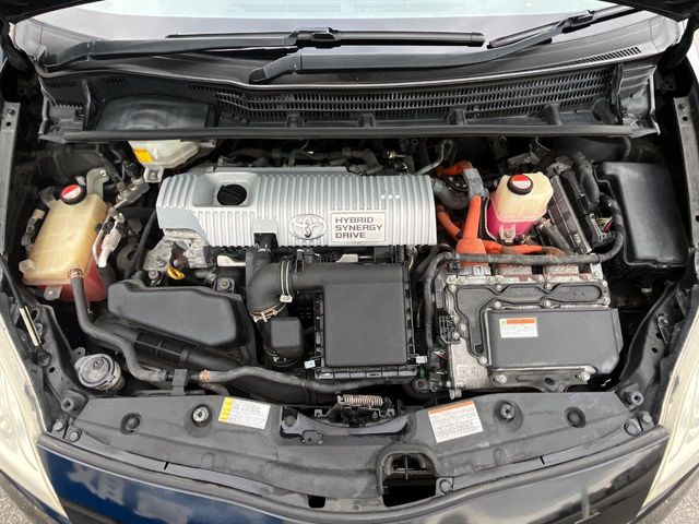 トヨタ プリウス