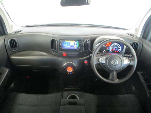 日産 キューブ
