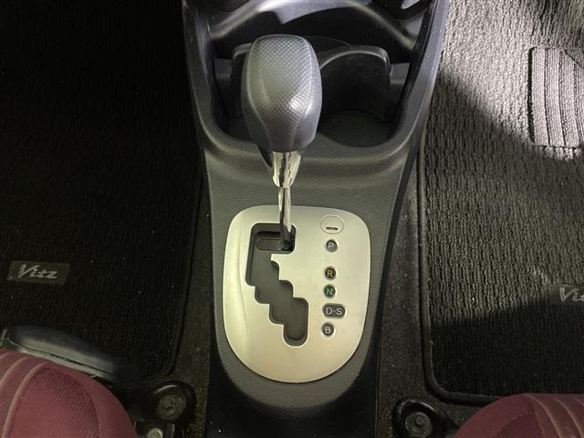 トヨタ ヴィッツ