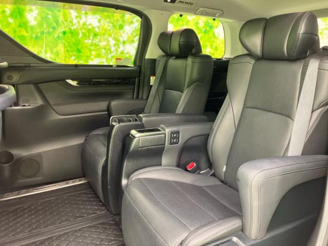 トヨタ ヴェルファイア