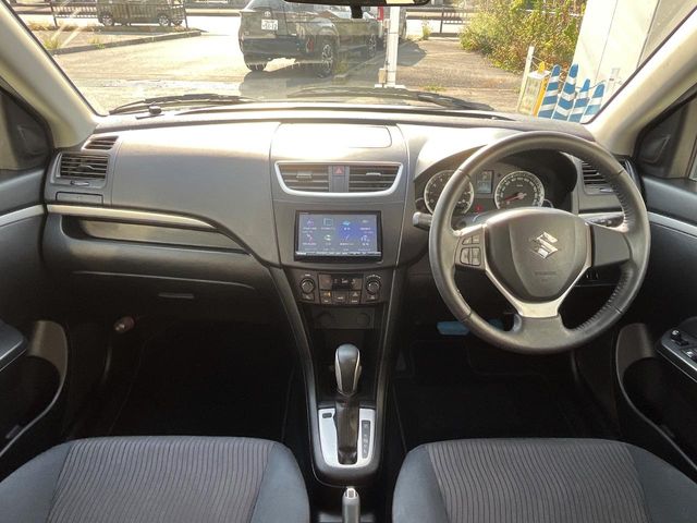 スズキ スイフト