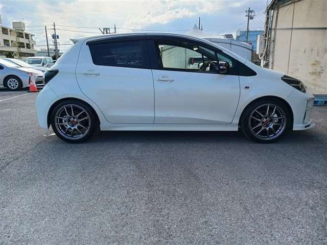 トヨタ ヴィッツ