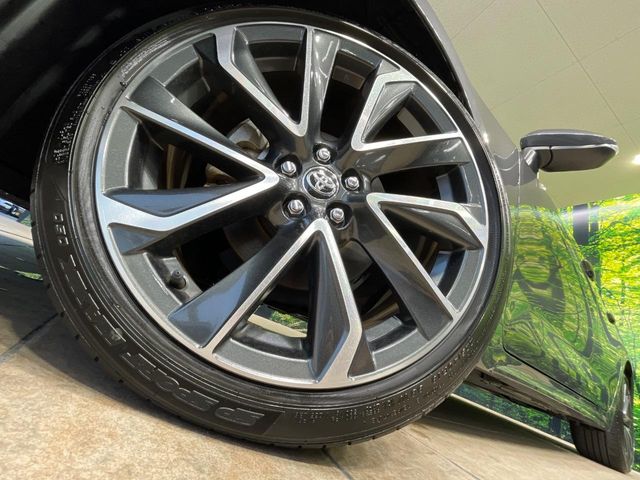 トヨタ カローラスポーツ