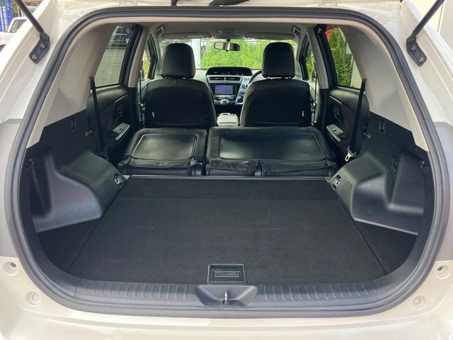 トヨタ プリウスα