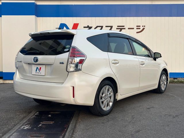 トヨタ プリウスα