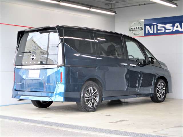 日産 セレナ