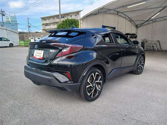 トヨタ C-HR