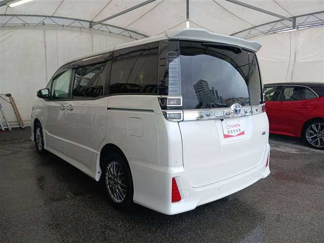 トヨタ ヴォクシー